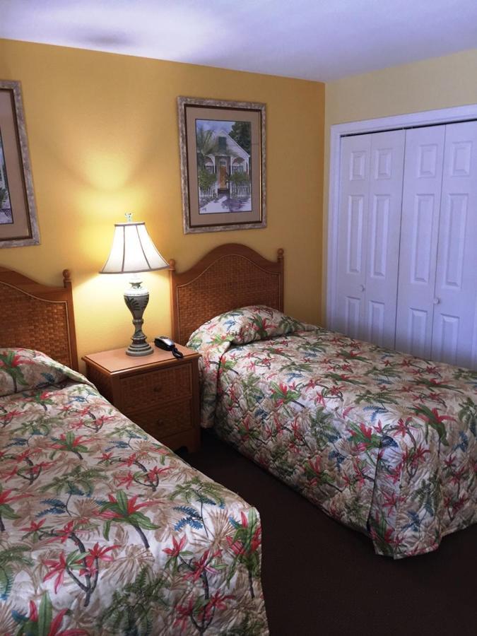 Soundside Holiday Beach Resort Pensacola Beach Exterior foto